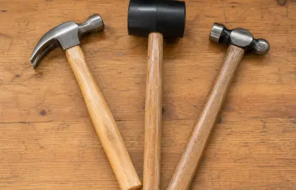 Cách chọn búa theo công việc: đóng đinh, nhổ đinh hay sửa chữa cơ khí?